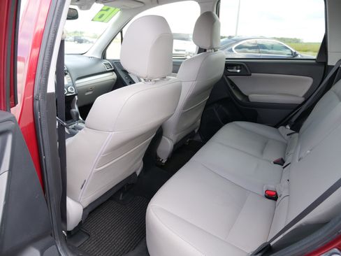 Used 2016 Subaru Forester 2.5i Premium image 15