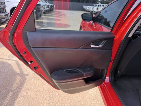 Used 2018 Honda Civic EX-T image 14