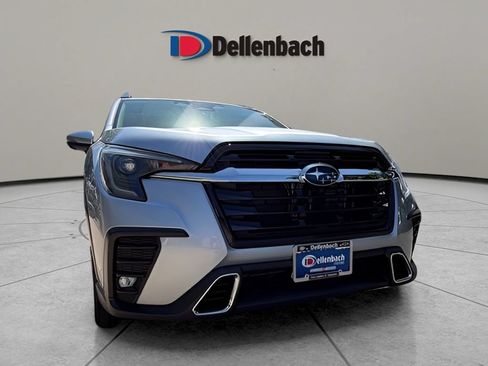 Used 2023 Subaru Ascent Touring AWD/4WD image 9