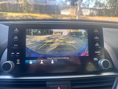 Used 2019 Honda Accord Sport image 16