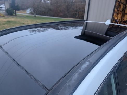 Used 2015 Hyundai Santa Fe Limited w/ Option Group 04 image 17