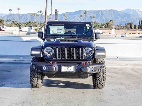 New 2026 Jeep Wrangler Unlimited Rubicon image 3