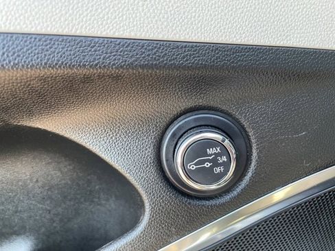 Used 2022 Buick Enclave Avenir image 11