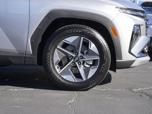 Used 2025 Hyundai Tucson SEL image 4