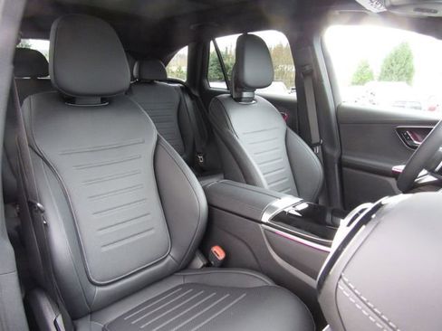 New 2026 Mercedes-Benz GLC 300 4MATIC image 19