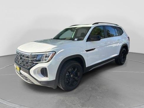 New 2024 Volkswagen Atlas Peak Edition SE AWD/4WD image 1