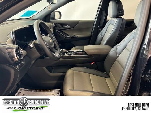 Used 2026 Chevrolet Equinox LT w/ Convenience Package II AWD/4WD image 10