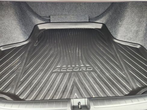 Used 2019 Honda Accord LX image 30