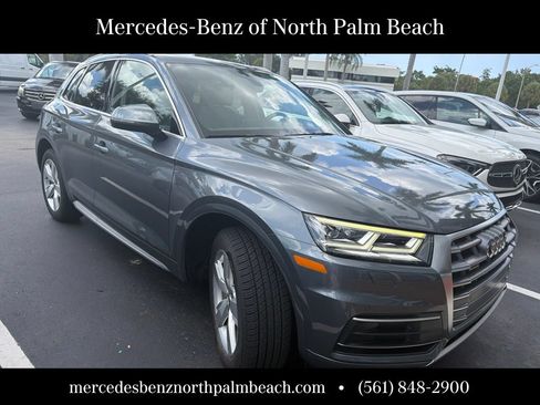 Used 2019 Audi Q5 2.0T Premium Plus w/ Premium Plus Package AWD/4WD image 3