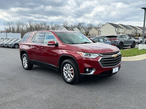 Used 2019 Chevrolet Traverse LT image 7
