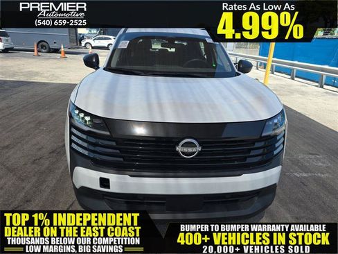 Used 2025 Nissan Kicks S FWD image 1