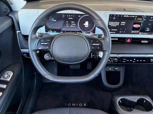 Used 2023 Hyundai Ioniq 5 SE AWD/4WD image 12