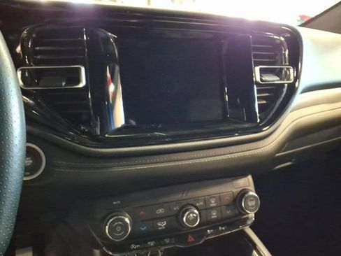 Used 2021 Dodge Durango SXT AWD/4WD image 13