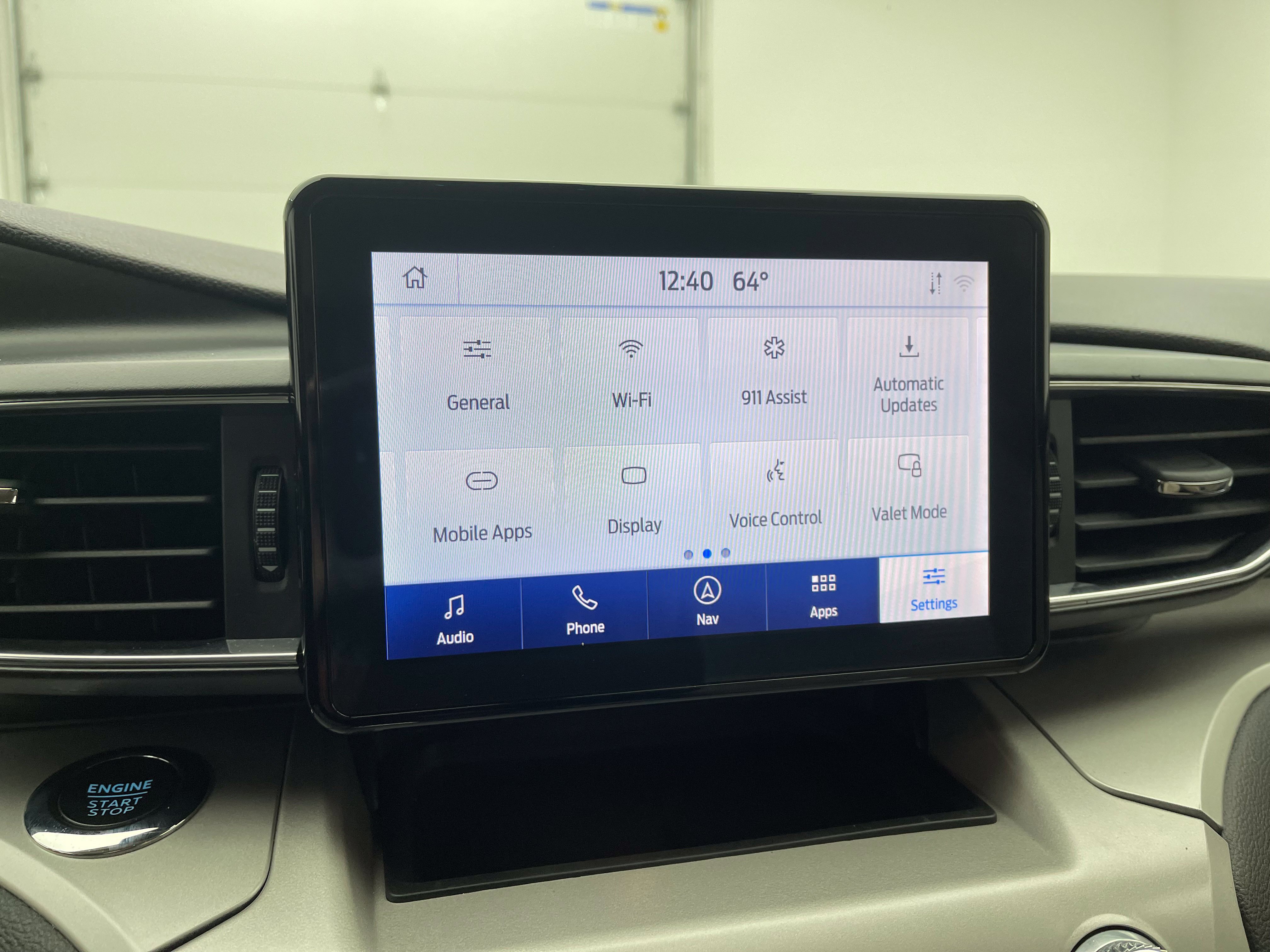 Used 2023 Ford Explorer XLT w/ Equipment Group 202A AWD/4WD image 23