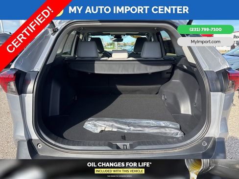 Used 2024 Toyota RAV4 XLE Premium image 27