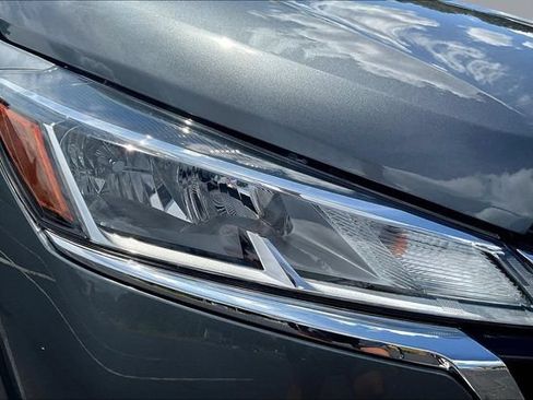 Used 2024 Nissan Kicks S FWD image 28