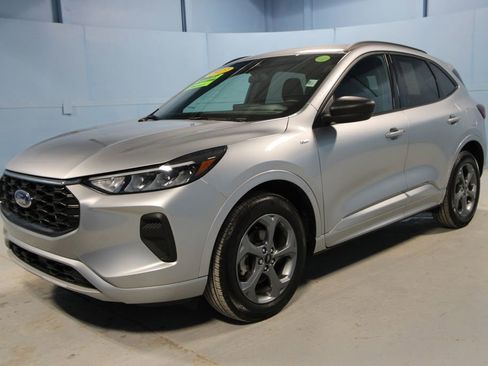 Used 2023 Ford Escape ST-Line w/ Tech Pack #1 AWD/4WD image 30
