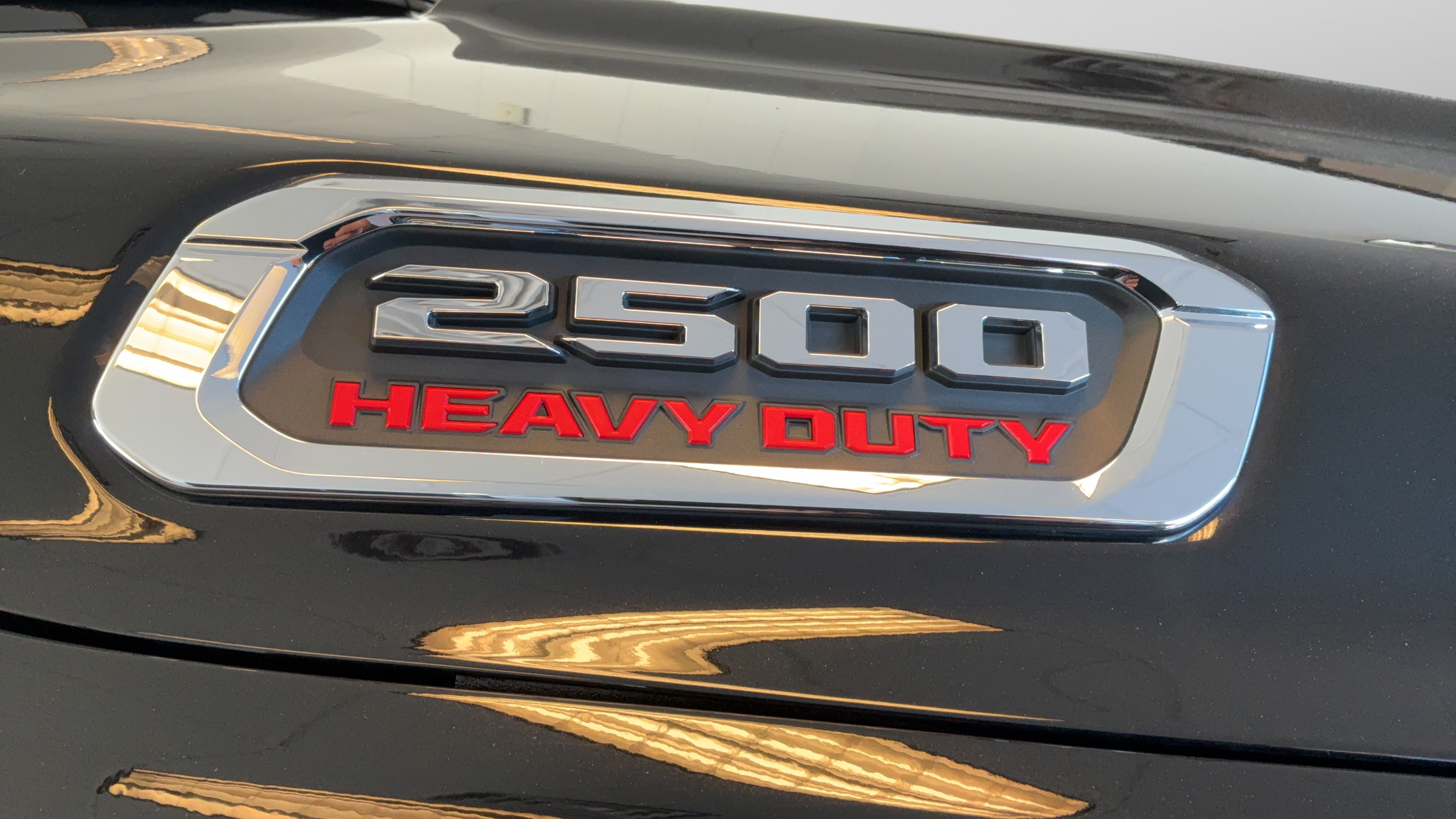 Used 2025 RAM 2500 Laramie AWD/4WD image 54