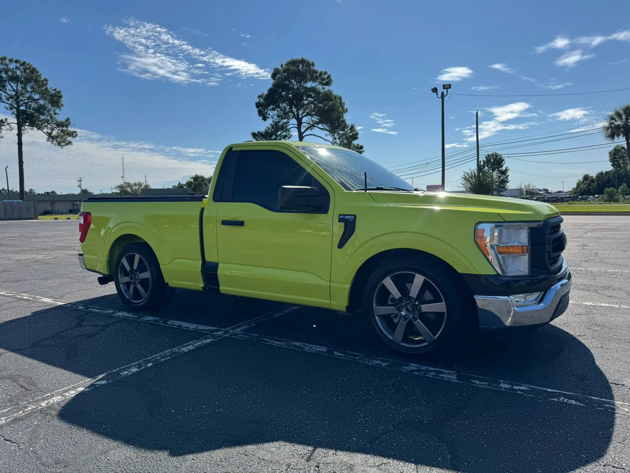 Used 2022 Ford F150 XL w/ Equipment Group 101A High RWD image 4