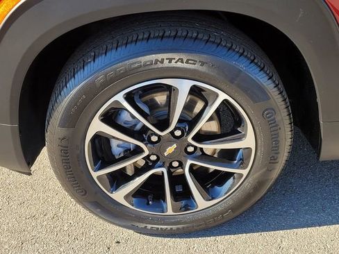 Used 2025 Chevrolet TrailBlazer LT image 19