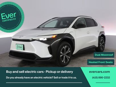 Used 2025 Toyota bZ4X AWD w/ Weather Package