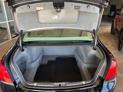 Used 2012 BMW 750Li image 33