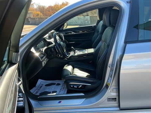 Used 2016 BMW 750i xDrive image 32