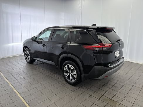 Used 2022 Nissan Rogue SV FWD image 6