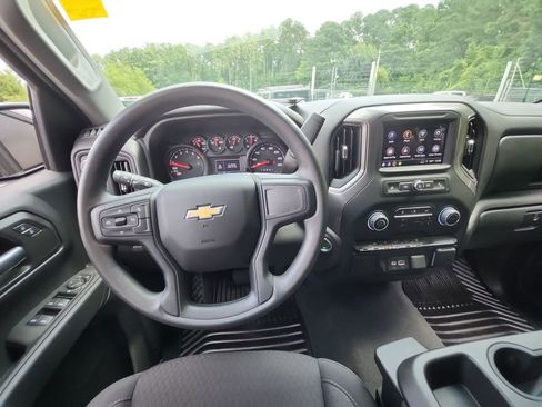 Certified 2025 Chevrolet Silverado 1500 Custom w/ Turbomax Blackout Package image 15