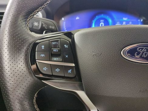 Used 2022 Ford Explorer ST AWD/4WD image 34