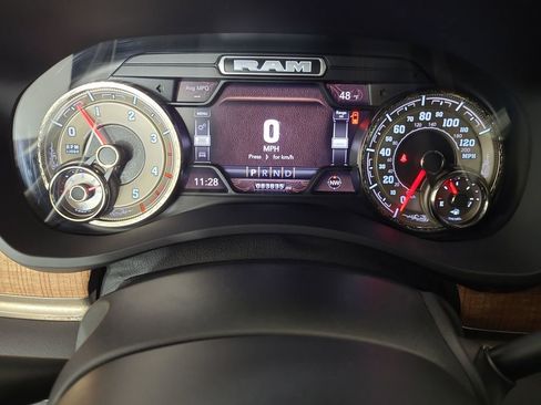 Used 2022 RAM 3500 Limited image 11