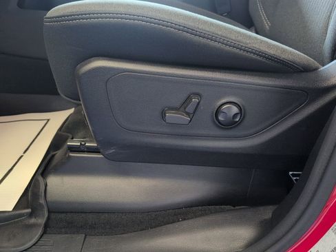 Used 2022 RAM 1500 Big Horn AWD/4WD image 14