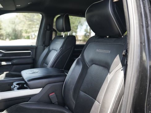 Used 2019 RAM 1500 Laramie AWD/4WD image 8