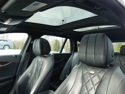 Used 2017 Mercedes-Benz E 400 4MATIC Wagon image 45