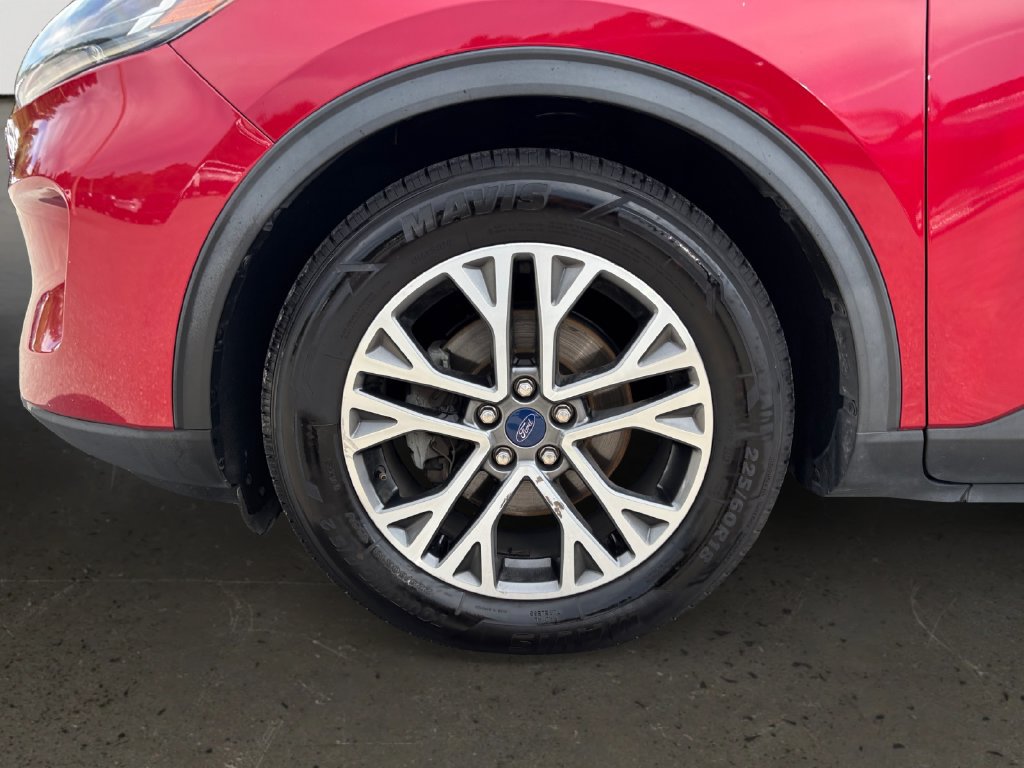 Used 2022 Ford Escape SEL w/ Technology Package FWD image 10