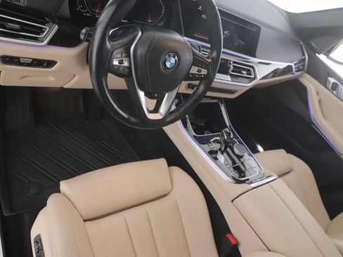 Used 2021 BMW X5 xDrive40i AWD/4WD image 17