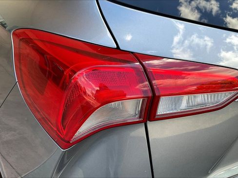 Used 2020 Buick Envision Essence FWD image 23