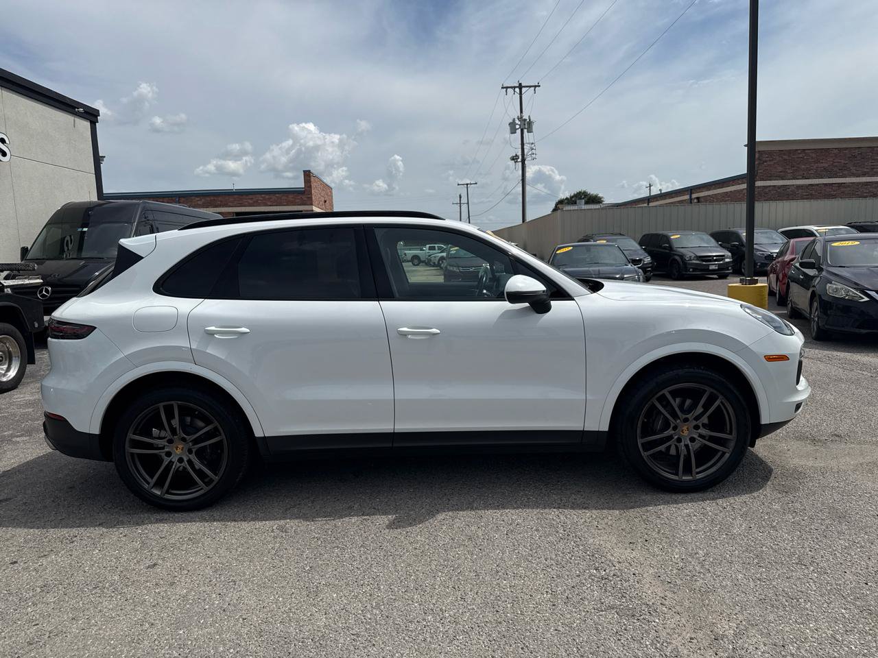 Used 2019 Porsche Cayenne AWD/4WD image 5