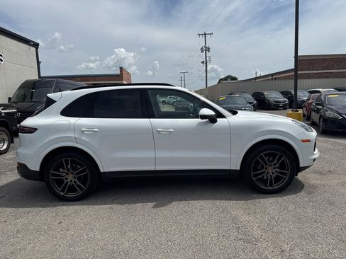 Used 2019 Porsche Cayenne AWD/4WD image 5