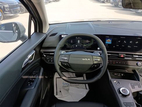 New 2026 Kia Sportage EX w/ EX Panoramic Sunroof Package image 20