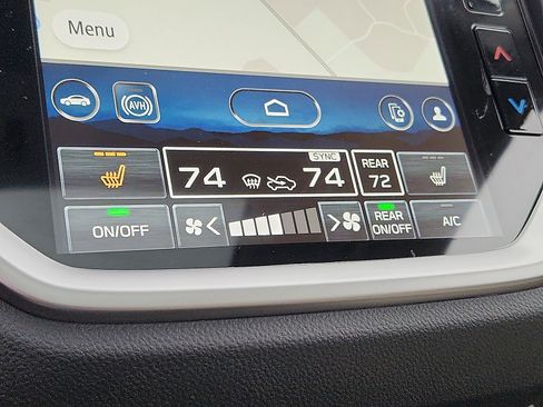 Used 2024 Subaru Ascent Limited w/ Technology Package image 18