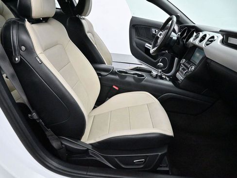Used 2015 Ford Mustang GT Premium w/ Equipment Group 401A RWD image 28