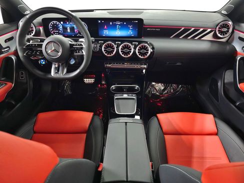Used 2025 Mercedes-Benz CLA 45 AMG 4MATIC image 13