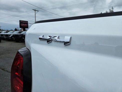 New 2026 GMC Canyon Elevation w/ Convenience Package AWD/4WD image 12