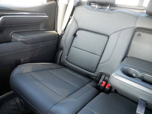 Certified 2025 Chevrolet Silverado 1500 LTZ image 12