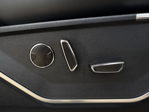 Used 2025 Ford F150 Raptor image 27