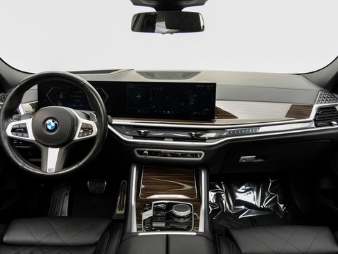 Used 2025 BMW X6 xDrive40i AWD/4WD image 19