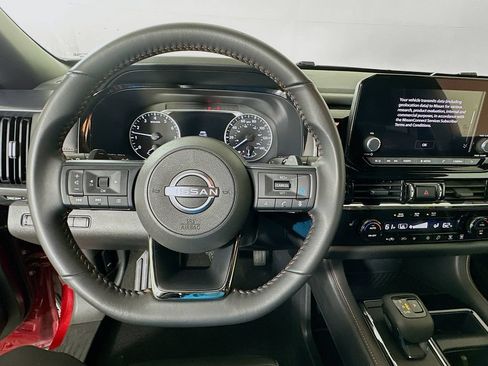 Used 2024 Nissan Pathfinder Rock Creek AWD/4WD image 11