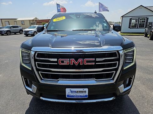 Used 2022 GMC Yukon SLT w/ SLT Luxury Package AWD/4WD image 12