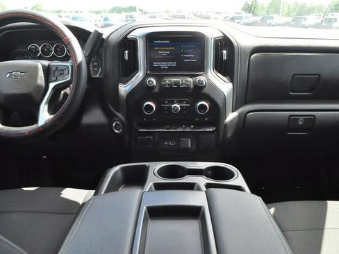 Used 2021 Chevrolet Silverado 1500 RST w/ Redline Edition AWD/4WD image 17